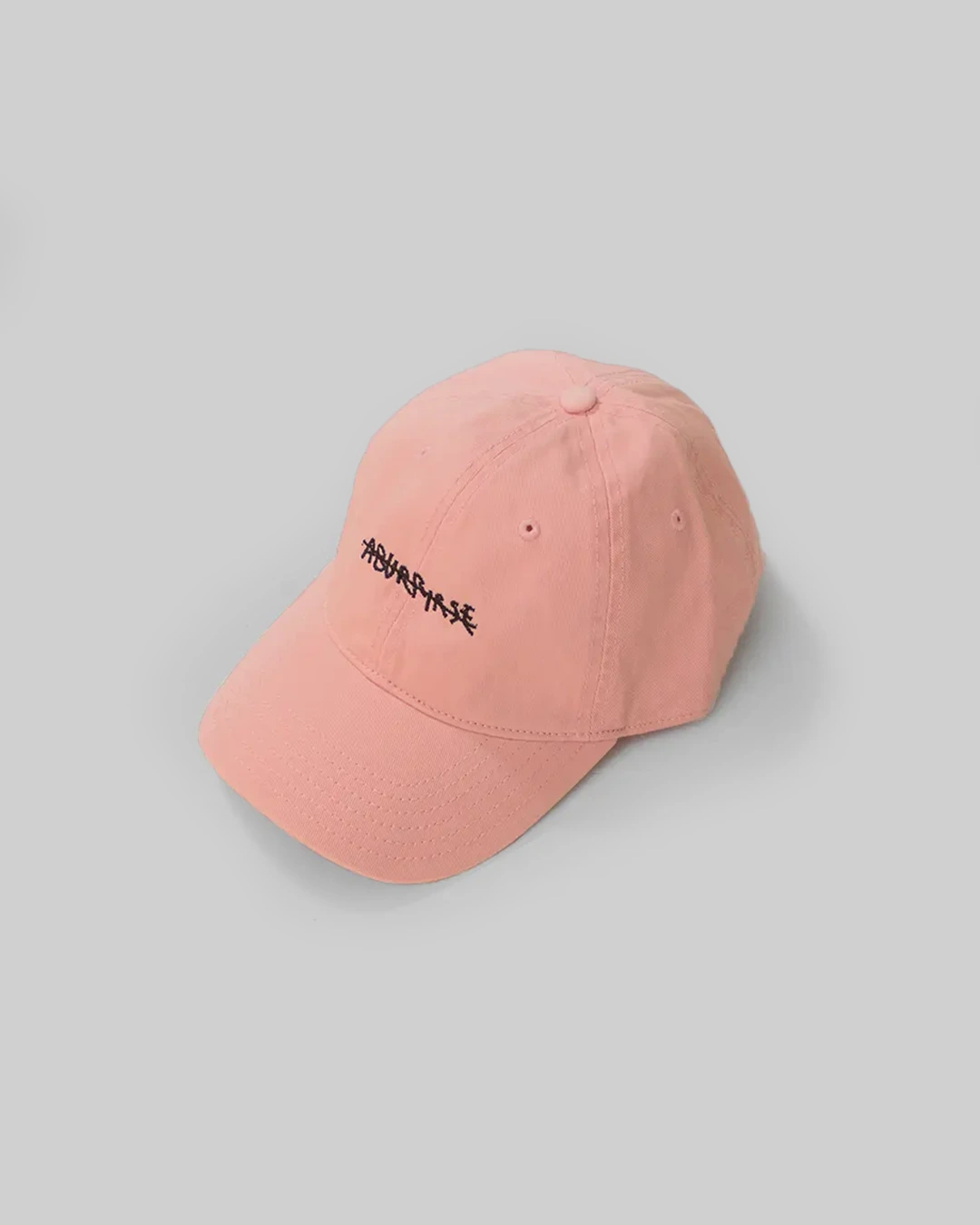 gorra polo rosa con diseño aburrirse